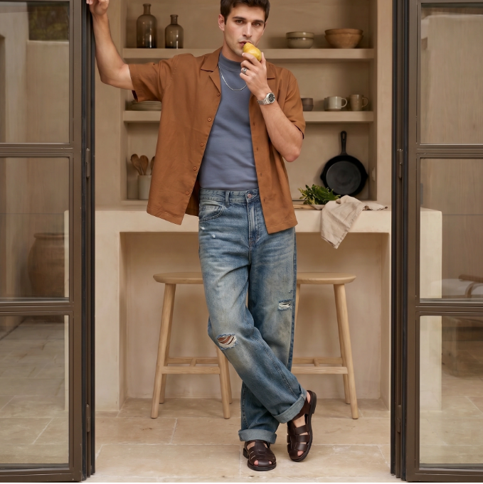 Men's Distressed Barrel Leg Jeans